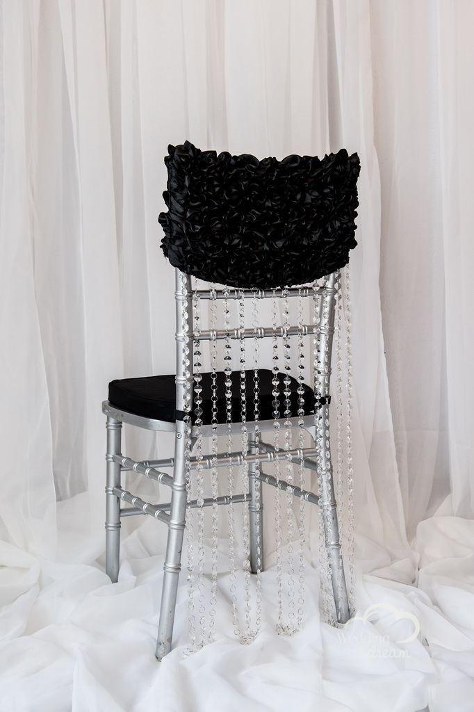 Black Chiavari Chair Cap with Acrylic Diamond Strand